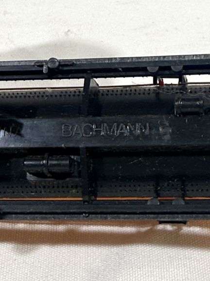 BACHMANN HO-SCALE ORANGE SHELL 1 HATCH TANKER CAR W/ HO-SCALE, MODEL TRAIN GONDOLA CAR, 500 LINE RAI