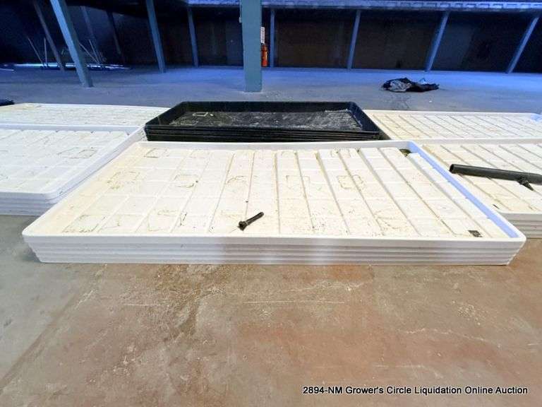 5 - BOTANICARE 4'X8' WHITE MOBILE RACK TRAY - 5 X MONEY