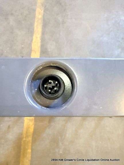 GAVITA PRO 1700E LED 120-277V, 670 WATT DISPLAY RACK SYSTEM