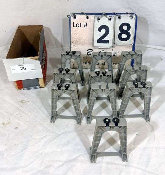 LIONEL CAT. NO. 110 TRESTLES, HO-SCALE