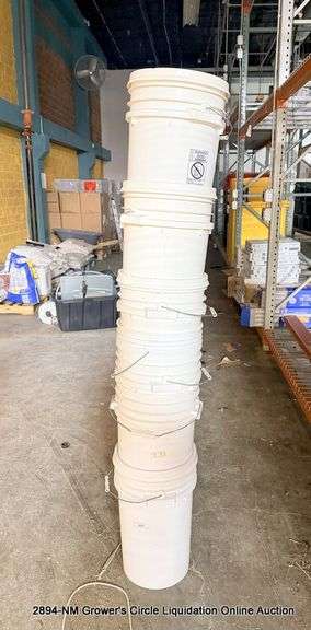 WHITE 5 GALLON BUCKETS, QTY 7