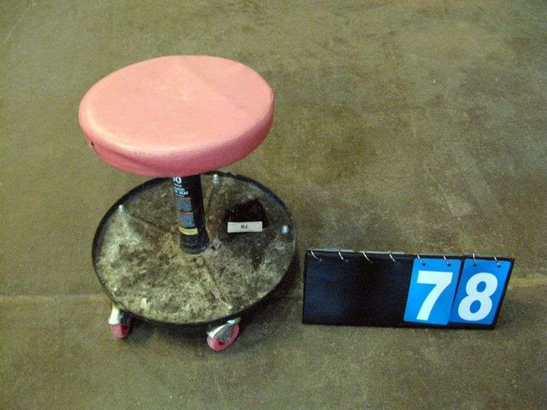 PNEUMATIC ROLLING CHAIR, QTY 3