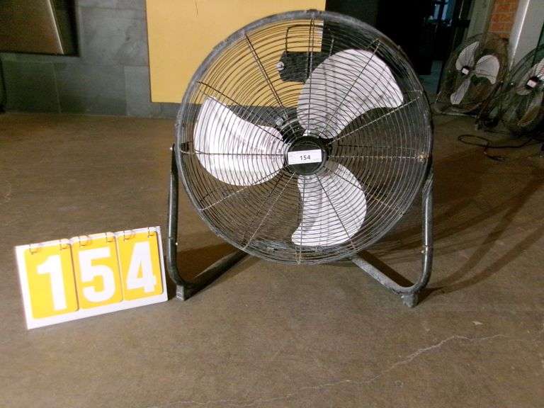 SIMPLE DELUXE FLOOR FAN