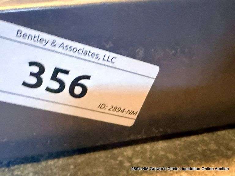 GAVITA PRO 1700E LED 120-277V GROW LIGHT