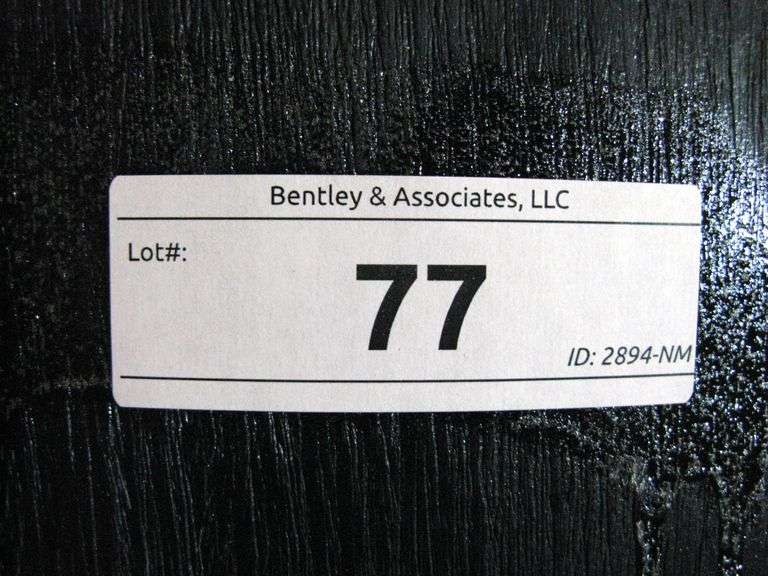 WHITE AND BLACK FOLDING CHAIRS, QTY 2, ADJUSTABLE HEIGHT, SWIVEL METAL BASE BARSTOOL