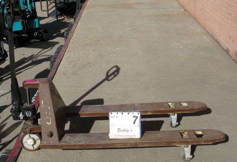 MANUAL PALLET JACK - HYDRAULICS DOES NOT WORK