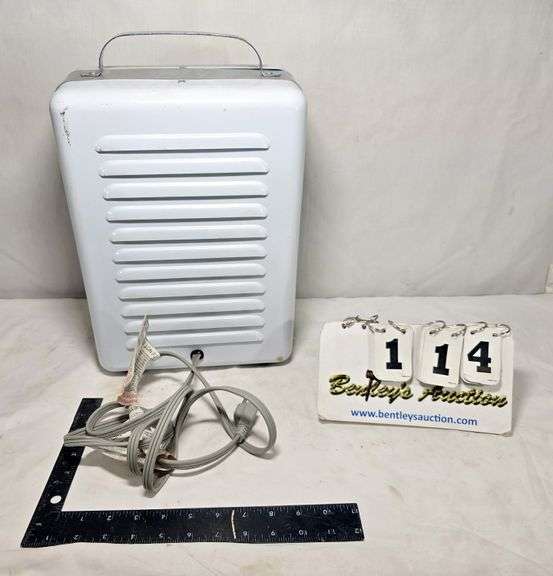 DAYTON SPACE HEATER, 3VU33C