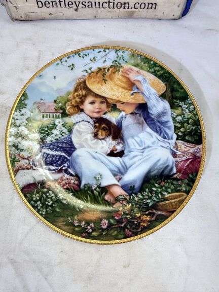 PONTESA AVON TENDERNESS PLATE & EDWIN M. KNOWLES "A TIME TO LOVE" PLATE - 2 X MONEY