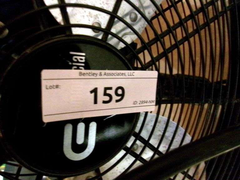 COMMERCIAL ELECTRIC 20 IN. PEDESTAL FAN