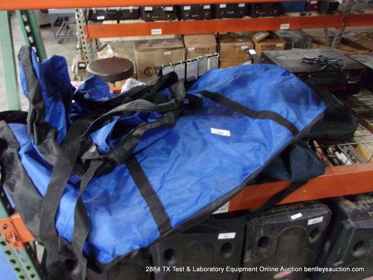 LOT: ASSORTED BLUE CANVAS EQUIPMENT BAGS