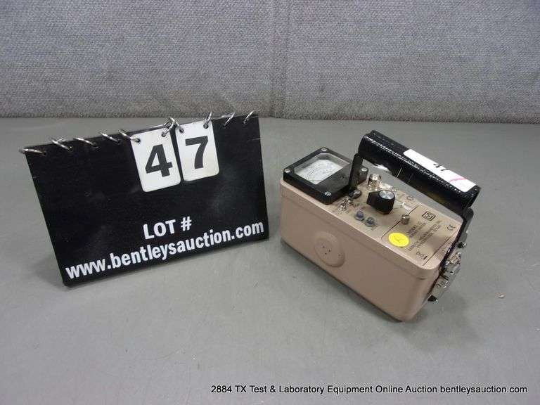 LUDLUM MEASUREMENTS MODEL: 12 SURVEY COUNT RATE METER