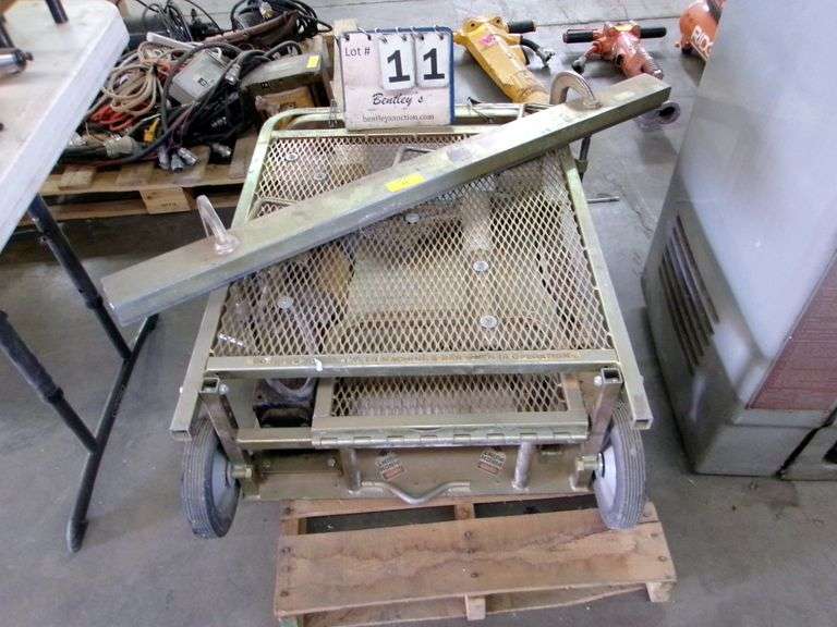 NATIONAL 71 ELECTRIC CARPET PULLER