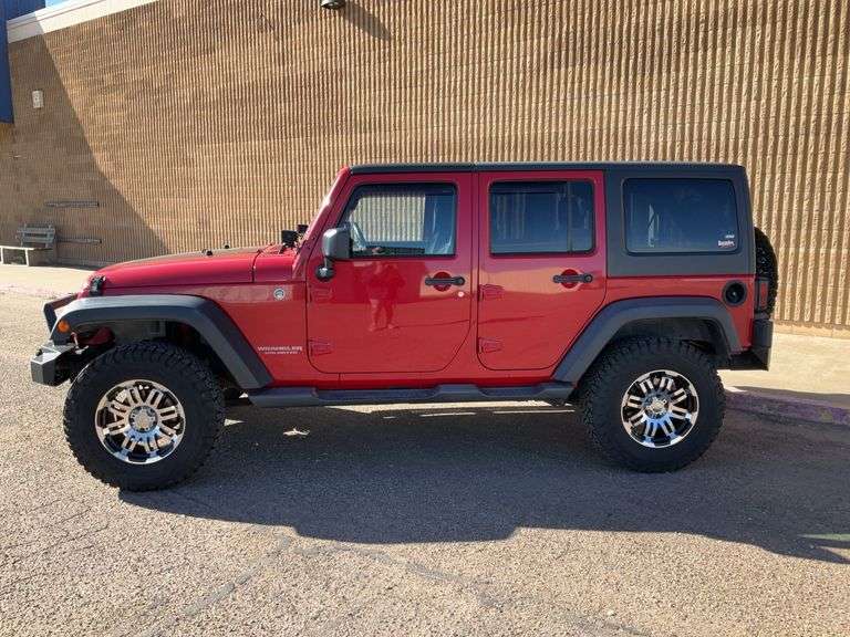 2012  JEEP  WRANGLER  UNLIMITED SPORT  (SUV)/(MPV)  71,464 MILES