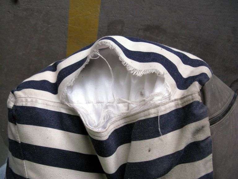 BLUE & WHITE STRIPED BEAN BAG