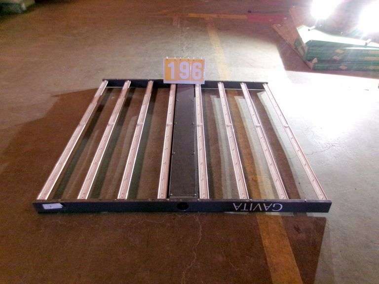 GAVITA PRO 1700E LED 120-277V, 670 WATT DISPLAY RACK SYSTEM