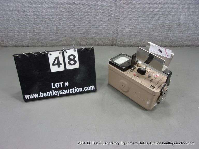 LUDLUM MEASUREMENTS MODEL: 12 SURVEY COUNT RATE METER
