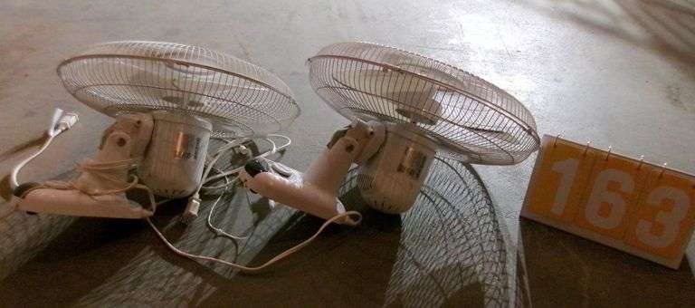 HURRICANE SUPREME 16IN. WALL MOUNT FAN, QTY 2