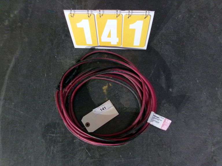 BLACK/RED EXTENSION CORD