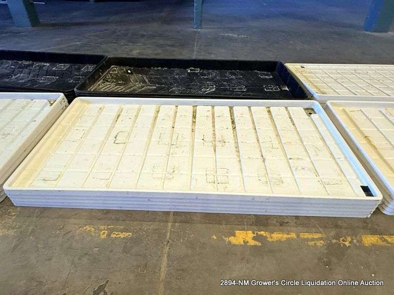 5 - BOTANICARE 4'X8' WHITE MOBILE RACK TRAY - 5 X MONEY