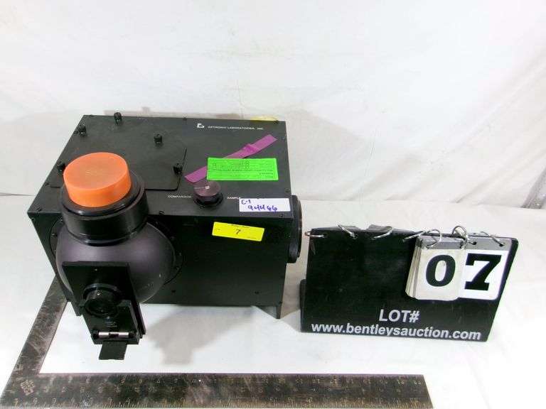 INTEGRATING SPHERE REFLECTANCE ATTACHMENT