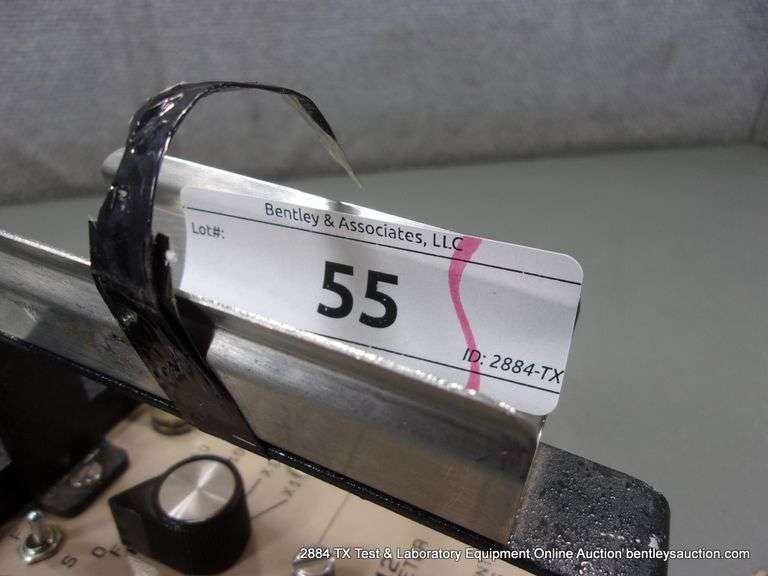 LUDLUM MEASUREMENTS MODEL: 12 SURVEY COUNT RATE METER