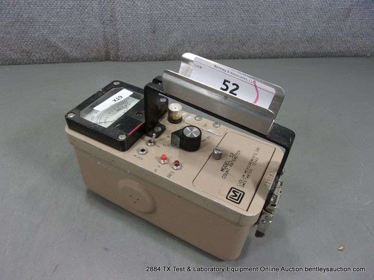 LUDLUM MEASUREMENTS MODEL: 12 SURVEY COUNT RATE METER