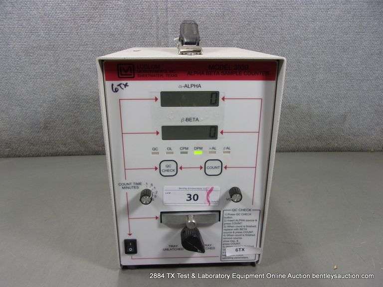 LUDLUM MEASUREMENTS MODEL: 3030 ALPHA-BETA SAMPLE COUNTER