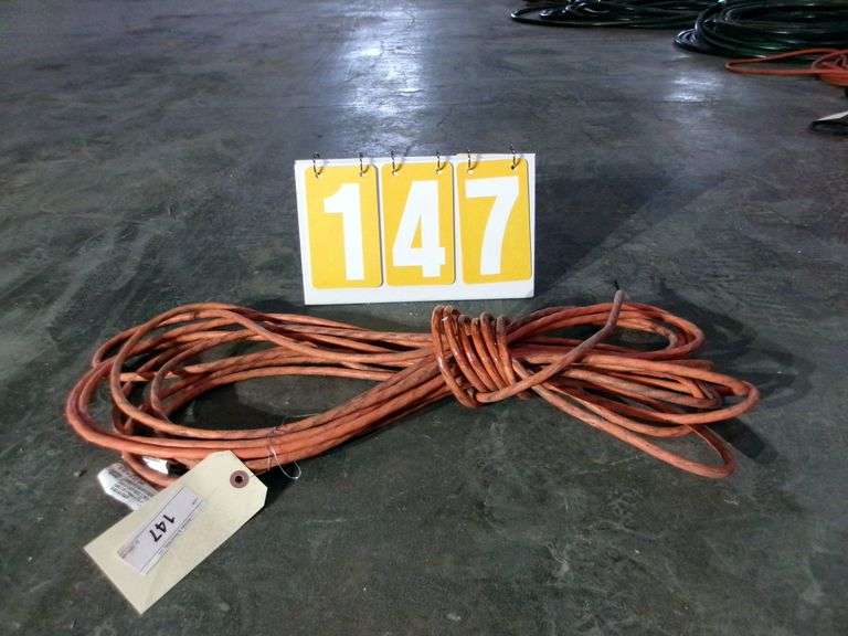 ORANGE EXTENSION CORD