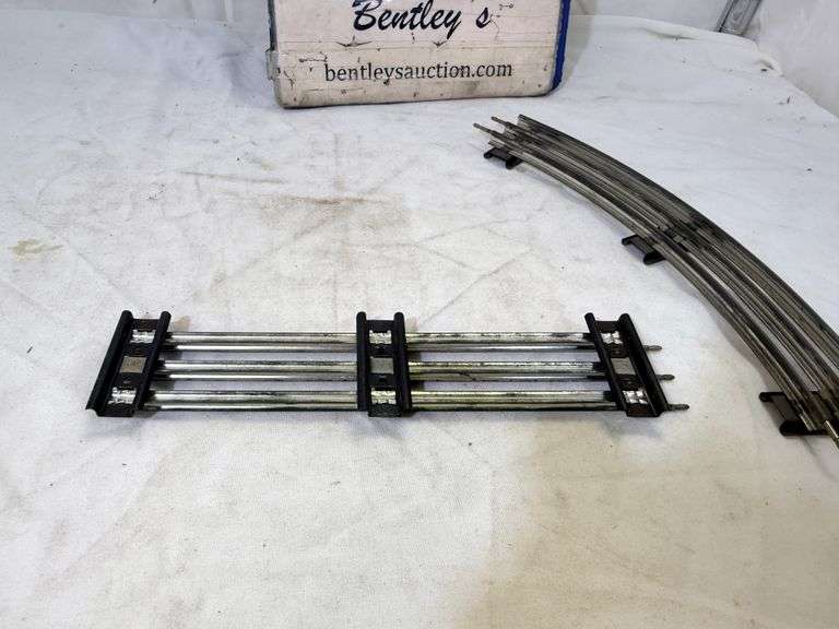 BIN: ASSORTED RAILROAD TRACK - CONTENTS ONLY!