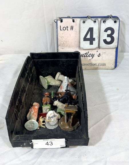 BIN: ASSORTED FIGURINES