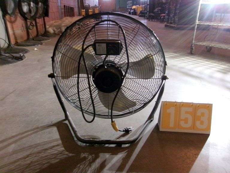 SIMPLE DELUXE FLOOR FAN