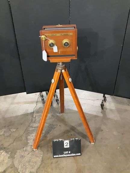 SCOVILL 622 STEREO CAMERA W/ WOODEN TRIPOD 1885