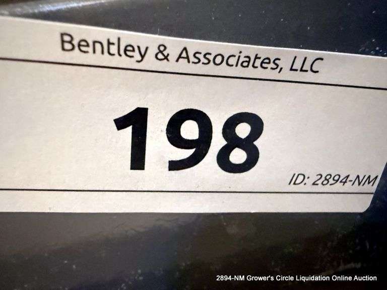 GAVITA PRO 1700E LED 120-277V, 670 WATT DISPLAY RACK SYSTEM