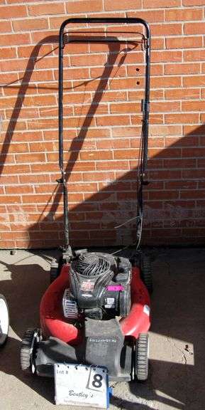 BRIGGS AND STRATTON 21" CUTING WIDTH, 140CC LAWN MOWER