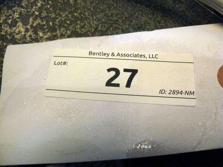 WHITE EXTENSION CORD