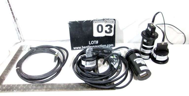 BOX: (2) DETECTOR SUPPORT MODULE AC CURRENT MODE, SILICON DETECTOR HEAD