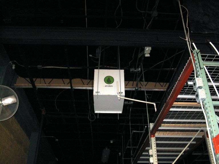 ANDEN GROW-OPTIMIZED INDUSTRIAL DEUIMIDIFIER -  **BUYER IS RESPONSIBLE FOR REMOVING FROM THE CEILING