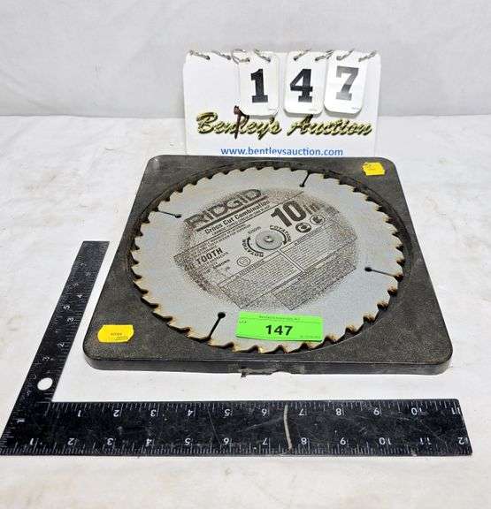 RIGID CARBIDE-TIPPED SAW BLADE