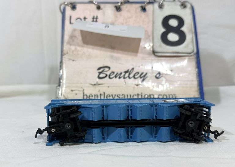 BACHMANN "THE ROCK" 4 BAY OPEN HOPPER MODEL TRAIN CAR, HO-SCALE