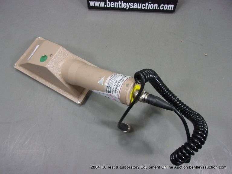 LUDLUM MEASUREMENTS MODEL: 43-90 ALPHA SENSOR