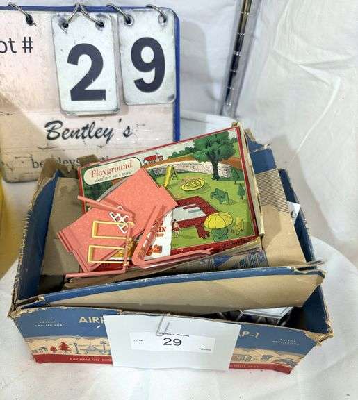 STACK OF ASSORTED MODEL TRAIN HO-SCALE ACCESSORIES - PLAYGROUND, BUILDINGS