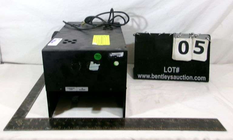 IR/VISIBLE DUAL SOURCE ATTACHMENT