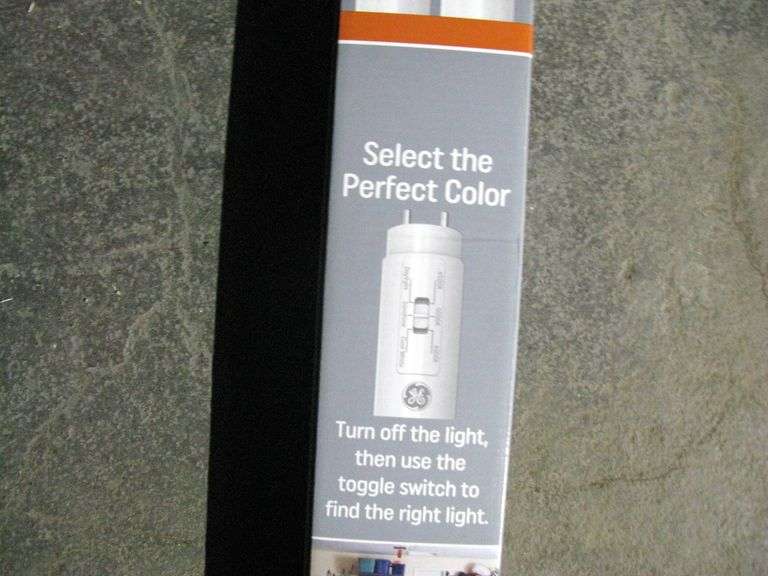 T8 LED 32W T8 BOX W/ 1 BULB