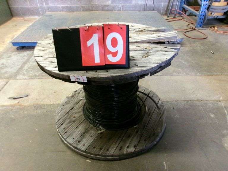 SPOOL: 4 AWG COPPER WIRE - GROSS WEIGHT 113 LBS