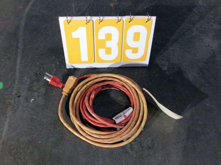 ORANGE EXTENSION CORD