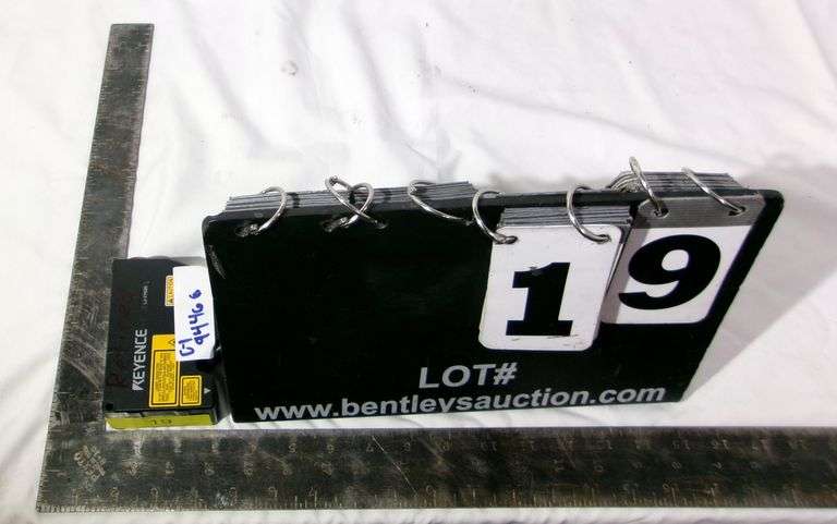 KEYENCE LASER RADIATION