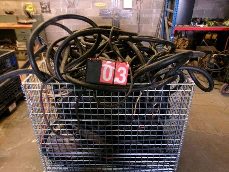 LARGE BASKET: MISC COPPER WIRE - CONTENTS ONLY - NET WEIGHT 1,169 LBS