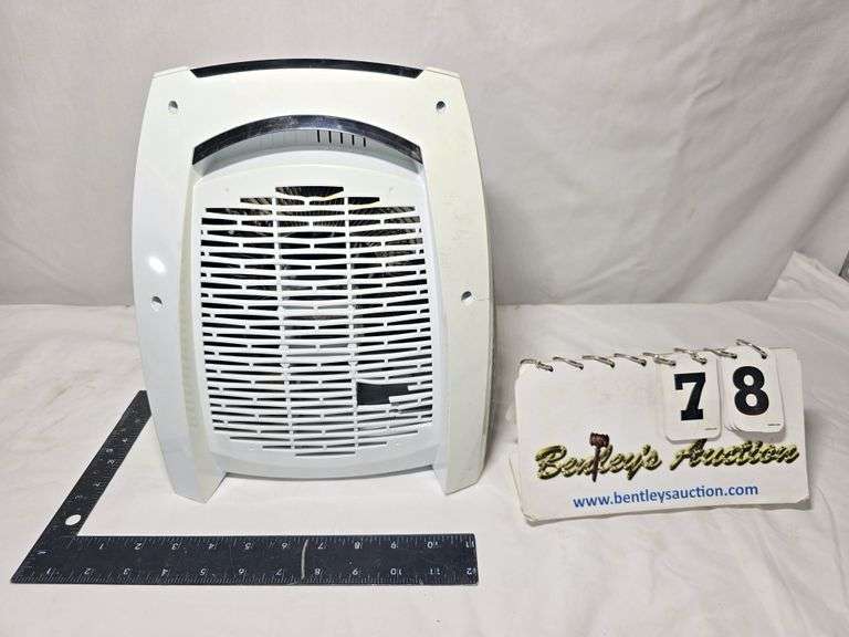 VORNADO SPACE HEATER, AUH10