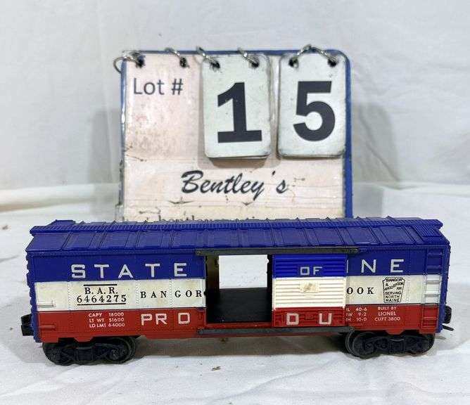 LIONEL POSTWAR 6464 STATE OF MAINE O-SCALE MODEL TRAIN BOXCAR