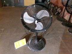 COMMERCIAL ELECTRIC 20 IN. PEDESTAL FAN